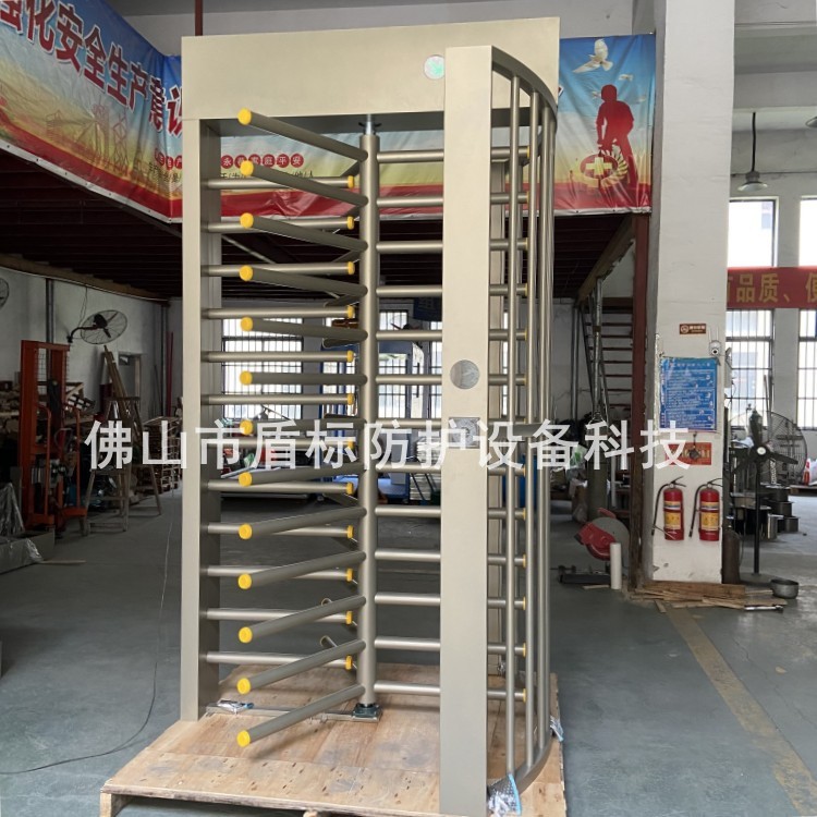 车站手推单向旋转道闸 不锈钢全高人行通道门 十字旋转栅栏道闸门