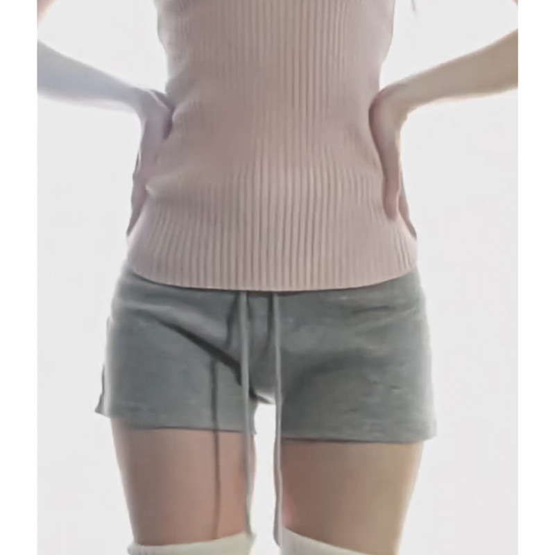 Light Gray High-Waisted Sports Hip-Hugging Shorts for Women, Summer 2026 New Style, Casual Three-Quarter Pants, Slim Fit, Flattering Hot Pants