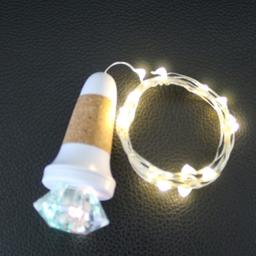 跨境厂供 LED酒瓶塞铜线灯串室内装饰灯USB可充电七彩慢闪钻石灯