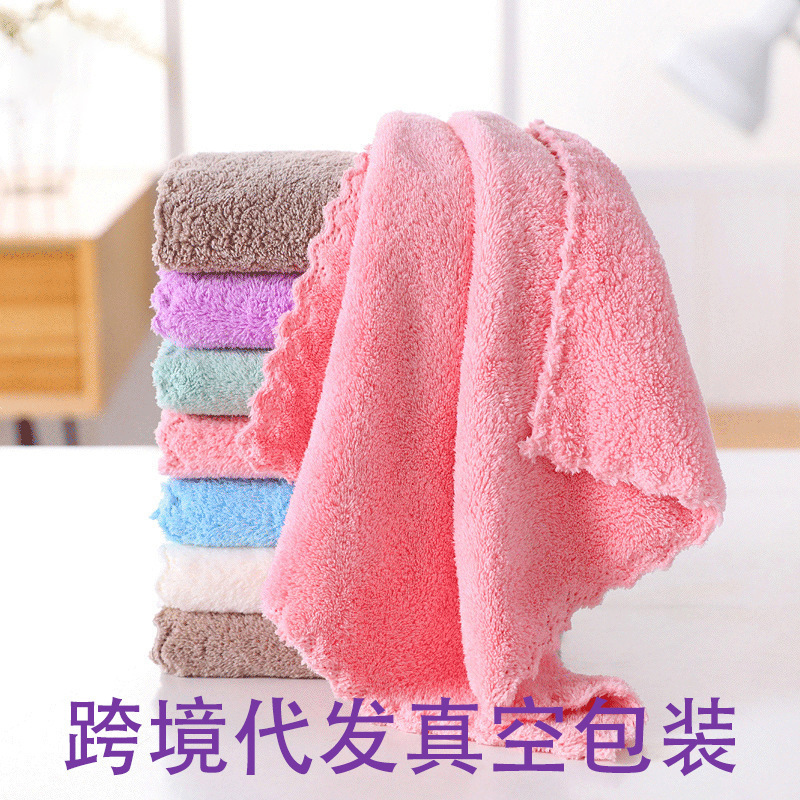 Coral fleece square towel, thickened, highly absorbent, lint-free, suitable for washing face, kitchen cleaning, and general use; vacuum-packed for cross-border shipping and wholesale Coral fleece square towel, thickened, highly absorbent, lint-free, suitable for washing face, kitchen cleaning, and general use; vacuum-packed for cross-border shipping and wholesale