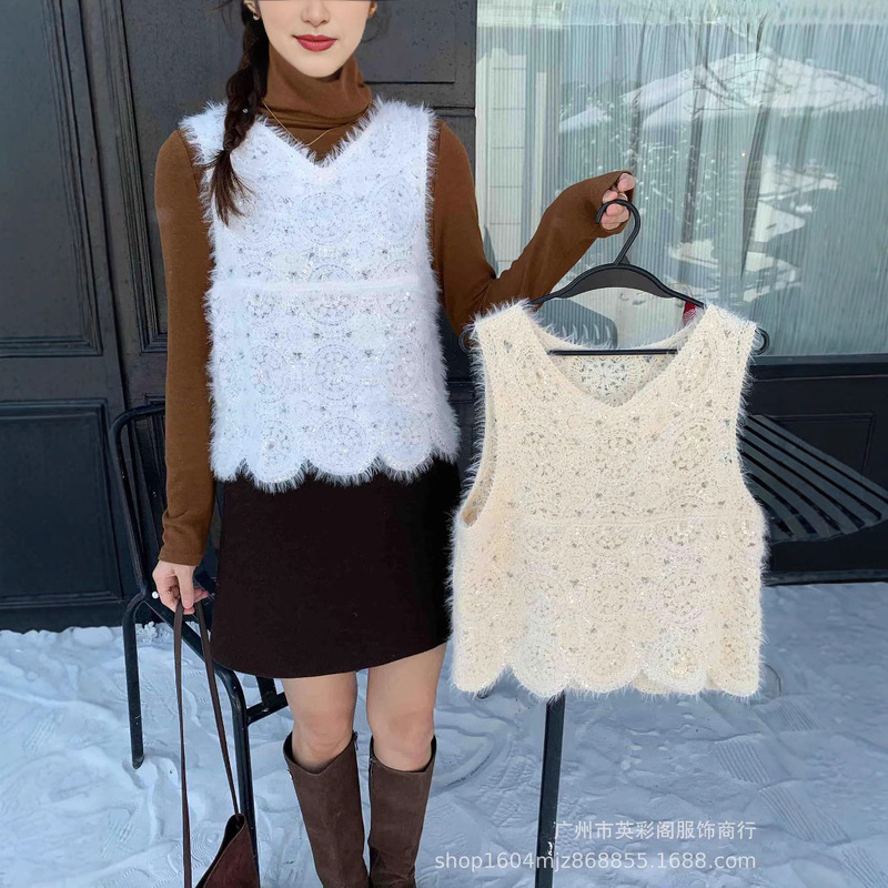 Autumn and Winter New Sweet Elegant V-neck Simple Sequin Mink Hair Hollow Crochet High-end Age-reducing Knitted Vest for Women Autumn and Winter New Sweet Elegant V-neck Simple Sequin Mink Hair Hollow Crochet High-end Age-reducing Knitted Vest for Women