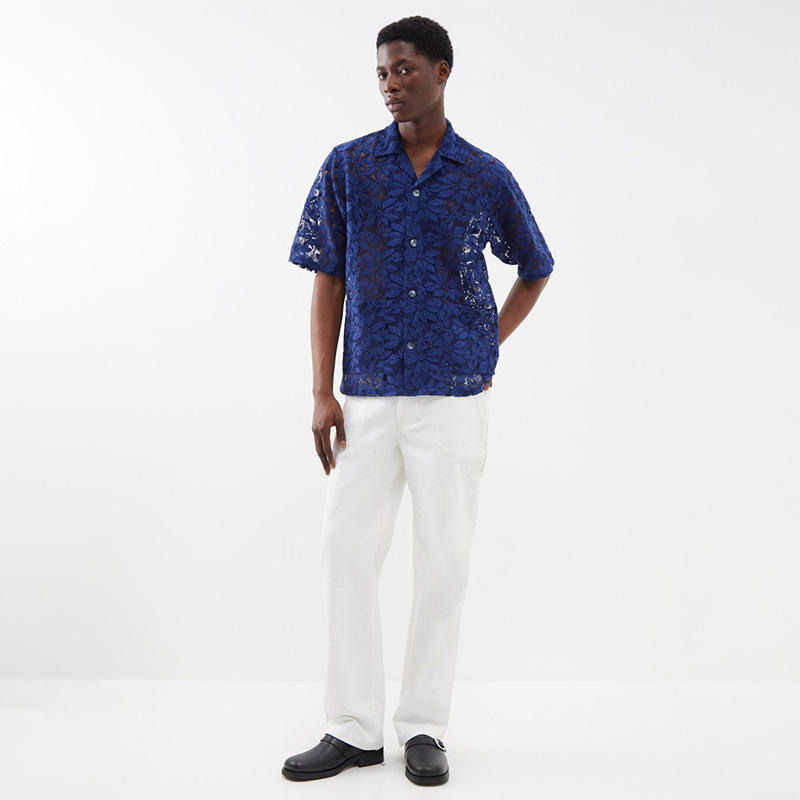 Custom-made new fashion cotton blend camp shirt with collar, patch pockets, cabana lace, men's top