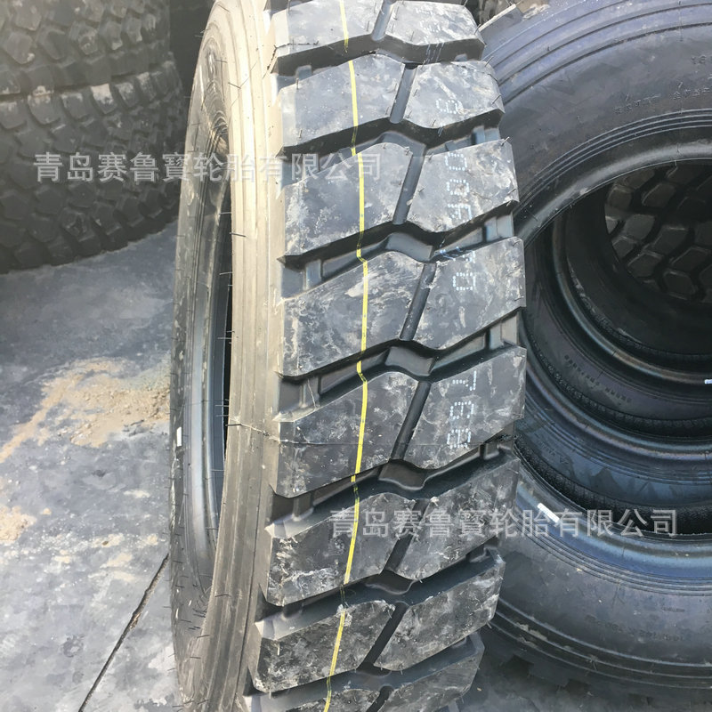 矿山花纹 全钢子午线轮胎8.25R20 载重汽车轮胎 8.25R20
