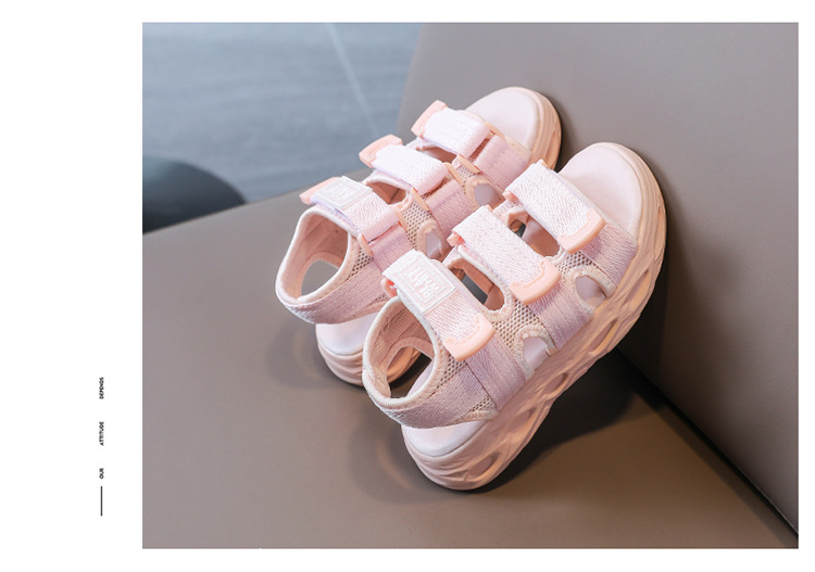 Sandali da spiaggia sportivi popolari per ragazze con suola morbida per bambini dell'estate 2023 nuovi per ragazze grandi e piccole_voghion.com