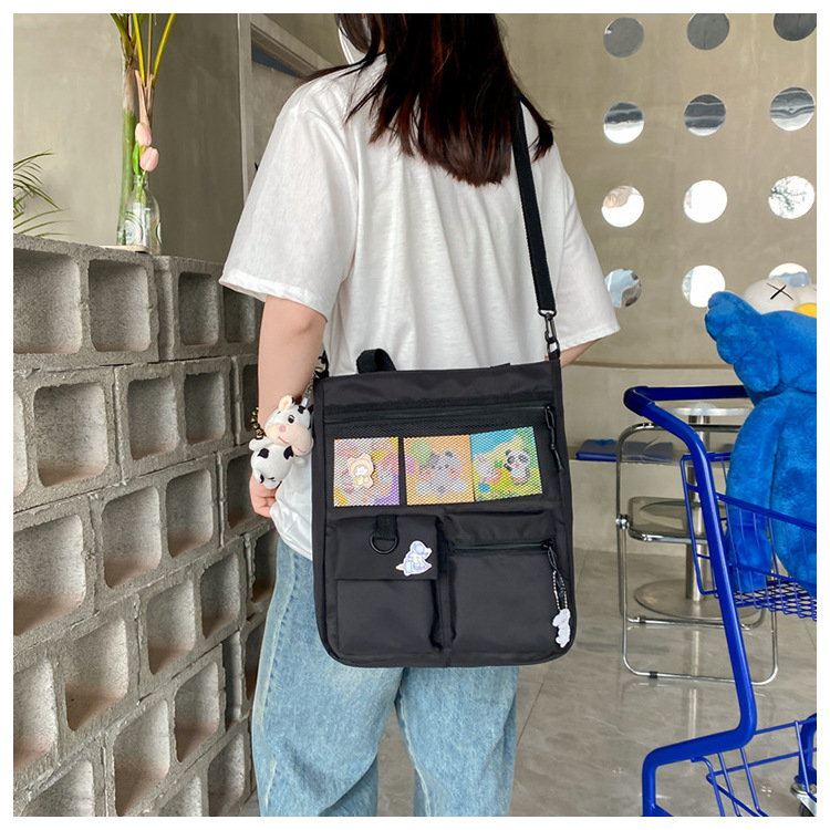 Large-capacity Japanese-style single-shoulder canvas bag for girls, versatile crossbody, ins, a tote bag for junior high school students' classes, and a schoolbag for after-school tutoring undefined