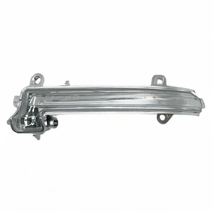 BMW 1/2/3/4 Seriyası X1I3F20F22F30F35F36E84 Geri Görünüş Güzgüsü Dönmə Siqnal İşığı