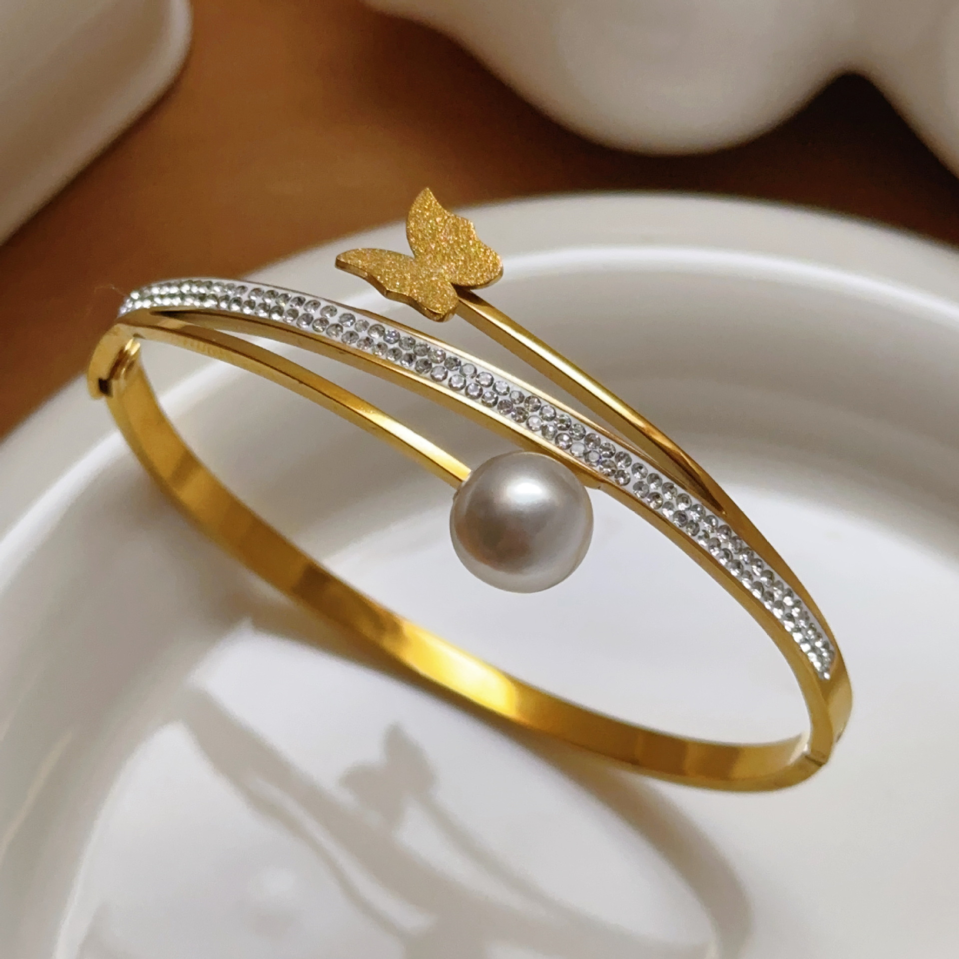 4242 Oro