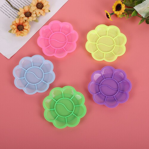 Creative Multi-functional Small Plum Blossom Color Palette Paint Palette for Children's Doodle DIY Painting Tools Small Plastic Plate