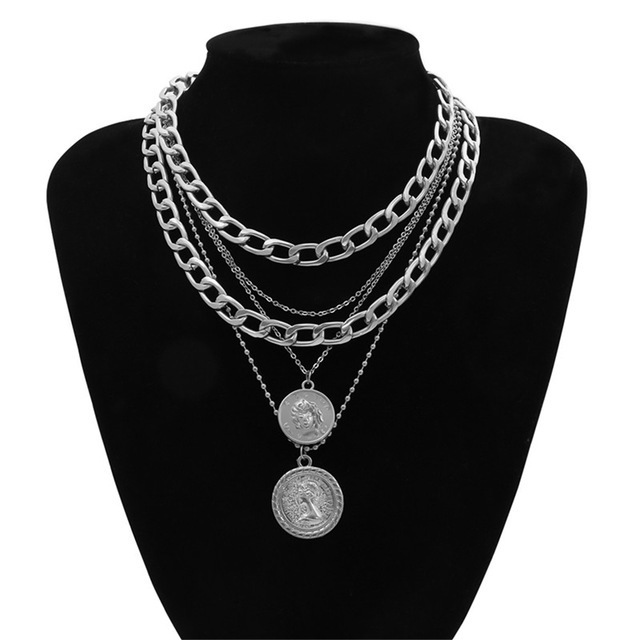 Collar de aleación europeo/americano de múltiples capas, colgante redondo de cabeza hip hop, cadena para clavícula femenina, venta directa de fábrica image 9