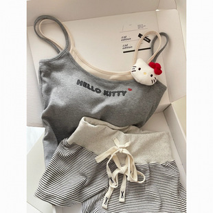 kitty؈����˯��Ů�ļ���ϵ�������Ķ�ѝ���b���؉|�Ҿӷ����⴩