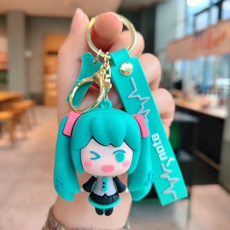 Dibujos animados pvc serie de anime llavero juego de marea muñeca llavero de coche bolsa colgante máquina de garra regalo al por mayor