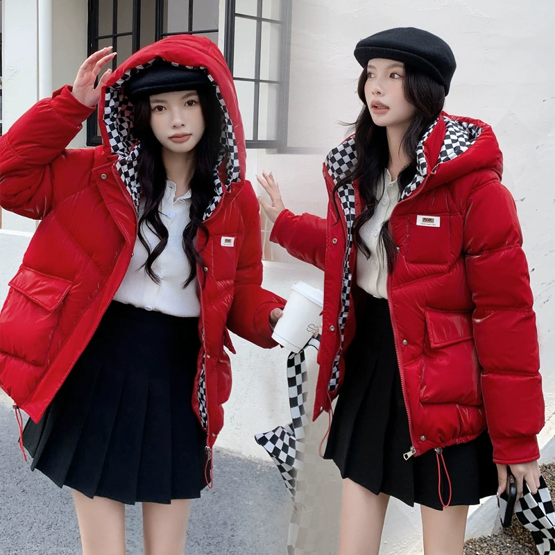 Новая короткая хлопковая одежда с капюшоном и ярким лицом, женская зимняя корейская модная утолщенная хлопковая куртка 2022 года