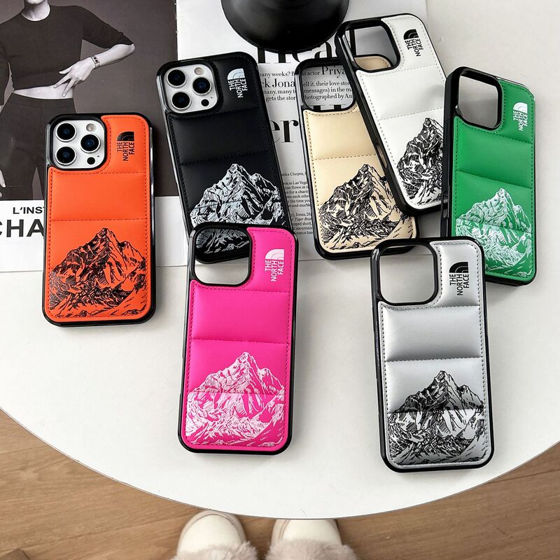 Trendy Brand Padded 16P down Jacket North Face Snow Mountain Style iPhone 18 Pro Max Phone Case 14/13 Protective Cover Trendy Brand Padded 16P down Jacket North Face Snow Mountain Style iPhone 18 Pro Max Phone Case 14/13 Protective Cover
