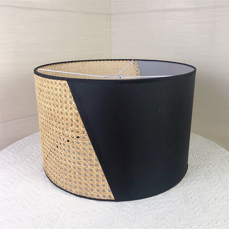 Fábrica directa tela de ratán tejido lámpara de mesa cubierta hexagonal rejilla real ratán PVC pantalla lámparas de iluminación