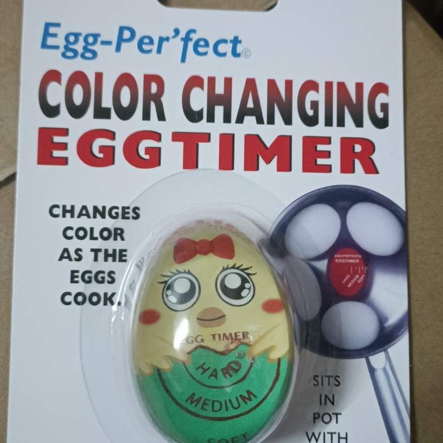 Ojos grandes bebé verde