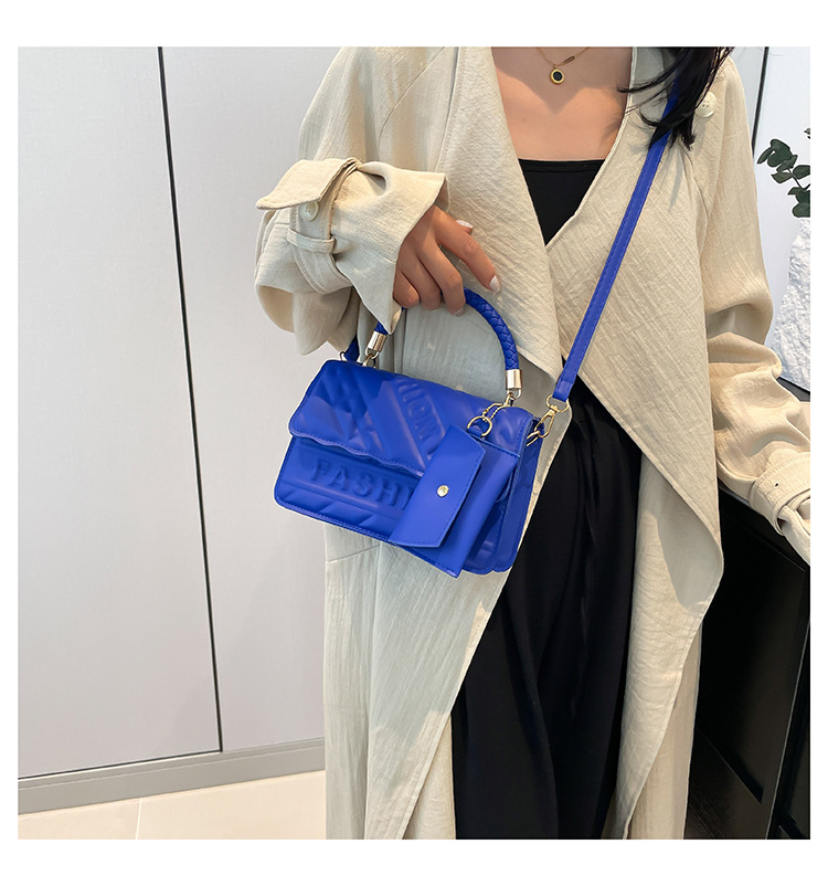 Ladies' candy-colored stylish handbag, 2024 autumn new ins single-shoulder crossbody bag, stylish embossed small square bag undefined