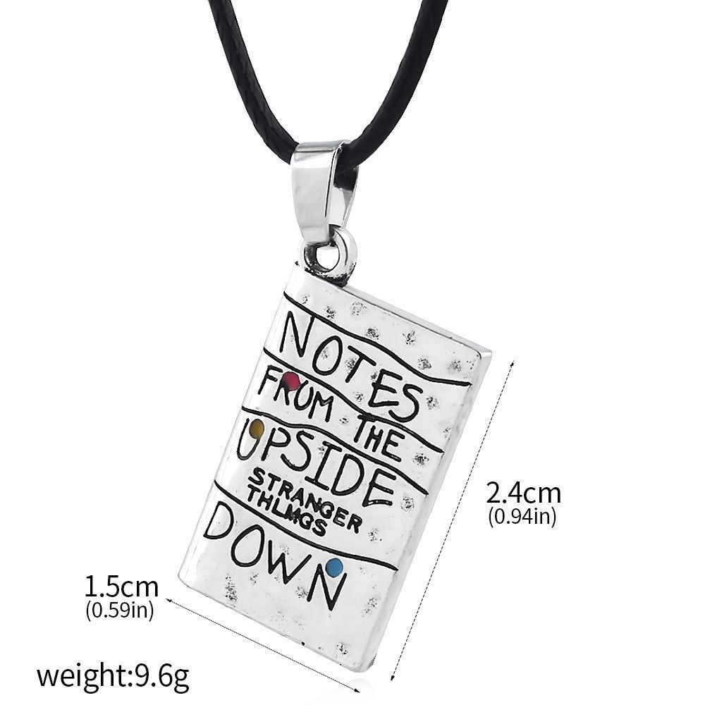 欧米映画・テレビ周辺グッズ「ストレンジャー・シングス」第5シーズン 26文字ワッフルキーホルダー 食人花ペンダント 輸入品