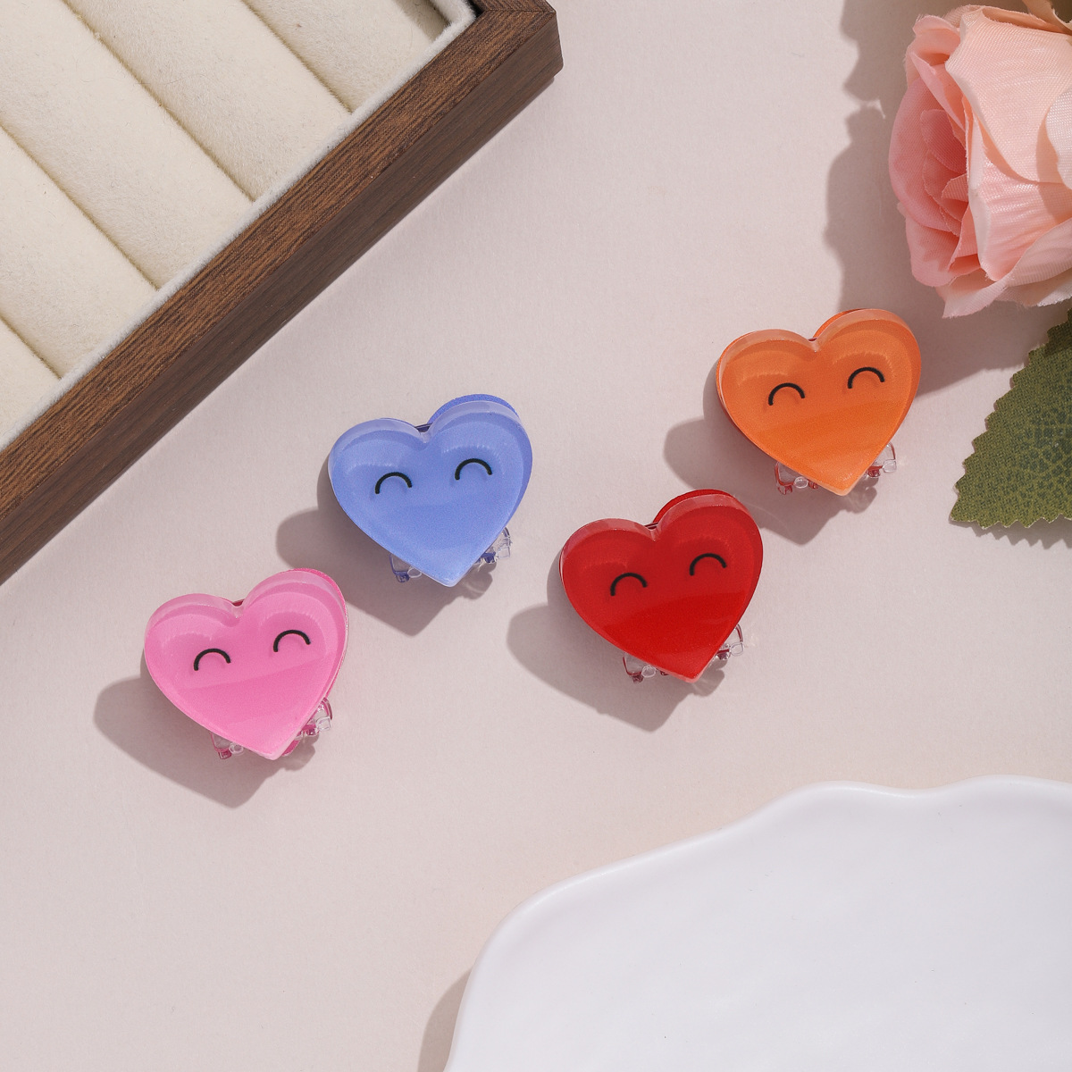 春日元气爱心笑脸发夹彩色迷你亚克力发夹少女侧边刘海夹碎发头饰