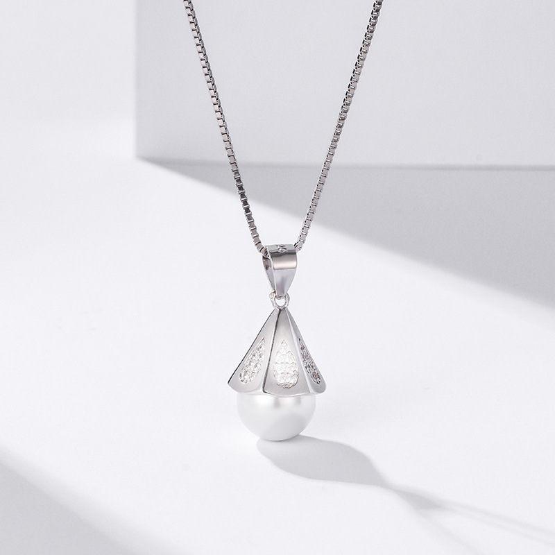 Estilo japonés y coreano de moda simple clavícula cadena collar de perlas collar joyería s925 plata esterlina diamante-incrustado colgante de abalorios para las mujeres al por mayor