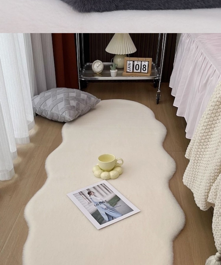 White Rabbit Fur Cloud Carpet for Girls' Bedroom Bedside, Living Room Mirror Area Rug, Dressing Room Bay Window Mat