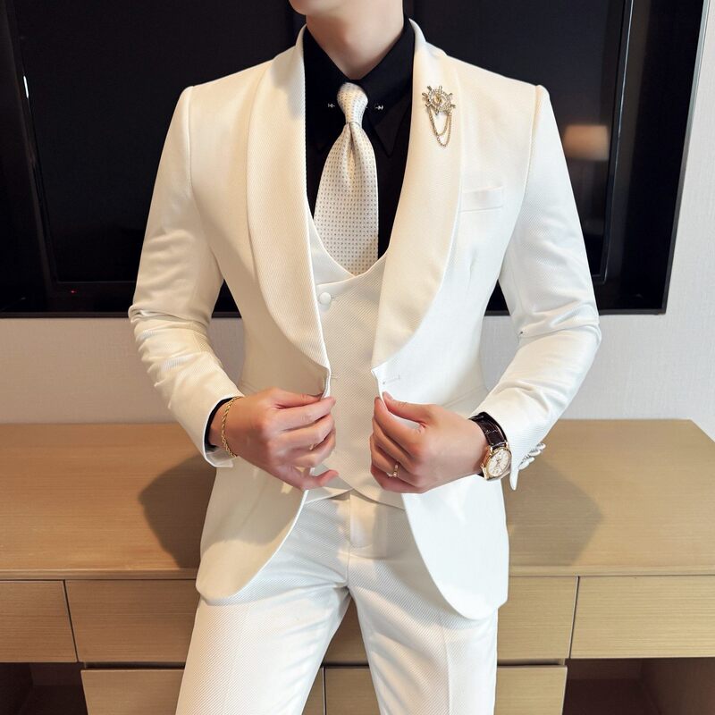 Men's Green Fruit Collar Business Casual Suit Wedding Dress Suit Fashion Gentleman Groom Wedding Three-Piece Suit Men's Green Fruit Collar Business Casual Suit Wedding Dress Suit Fashion Gentleman Groom Wedding Three-Piece Suit