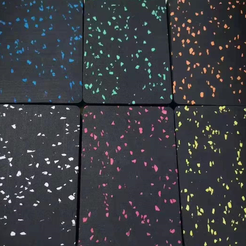 ジム用ゴム製フロアマット、防音・衝撃吸収フロアマット、パワーゾーンスポーツフロア、複合ゴム製フロアマット|undefined