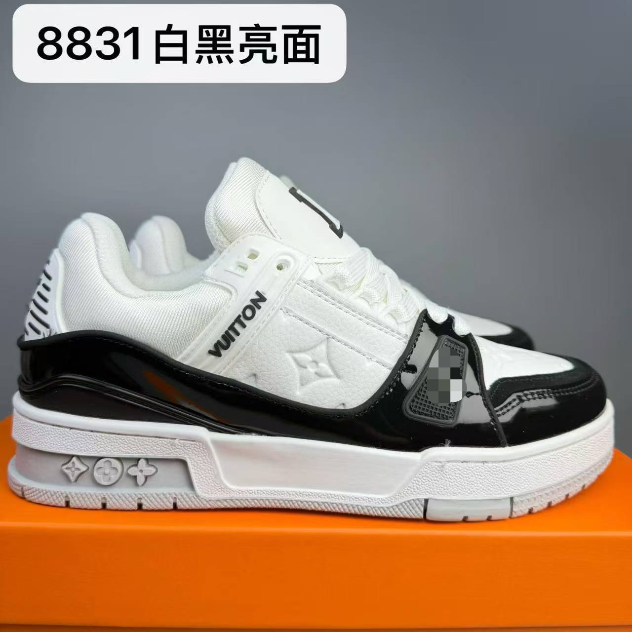 8831 Blanco y negro-1