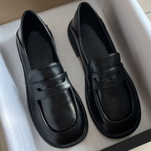 ��ܛƤӢ���LСƤЬŮ2025���¿����һ�_�Ř���Ь�r���n��jkЬ��