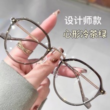 �n����{������A���ϻ��R�г��pС�t��ͬ��Ů���Ę�@�����R