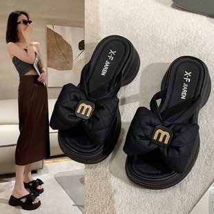 ����ЬŮ�⴩�W�t�ٴ��Ŀ��Ь 2023�¿��ļ��ɐەr�к����Yins��