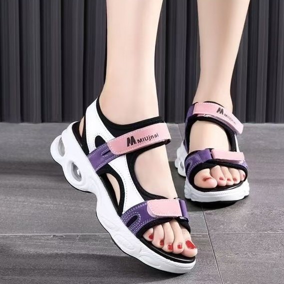 2026 nuevo caliente primavera y verano ultra suave ultra ligero desgaste antideslizante moda versátil sandalias deportivas casuales para mujeres