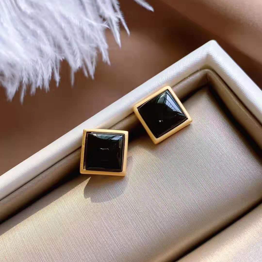 O1CN01RGY2gc1hoRHxGlp6E_!!2438