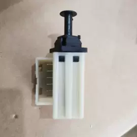 车身及附件;乘用车;其他电源系统