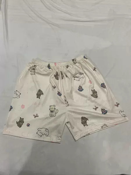 Tie knot cat shorts