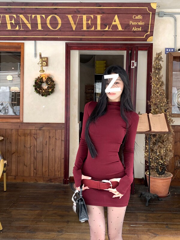 Red Half Turtleneck Long-Sleeved Dress for Women in Autumn and Winter with Bottoming Skirt Elastic Slim Waist Skirt Hip-Covering Short Skirt Red Half Turtleneck Long-Sleeved Dress for Women in Autumn and Winter with Bottoming Skirt Elastic Slim Waist Skirt Hip-Covering Short Skirt