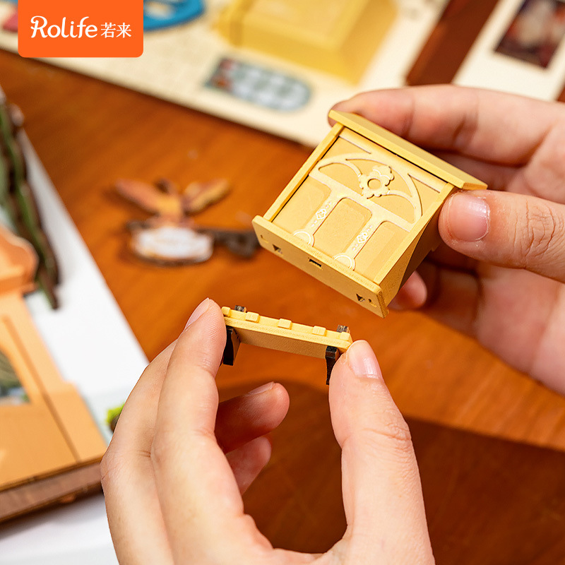 Ruo Estado Ruo Lai Diy Hut Venecia Librería Libro emergente Puzzle Casa Modelo de madera Bloques de construcción Creatividad arquitectónica