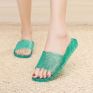��Ьˮ��Ů�ļ��҃ț���Ьԡ�ҷ���ܛ�׾Ӽҷ�����ĥϴ��Ůʿ���l
