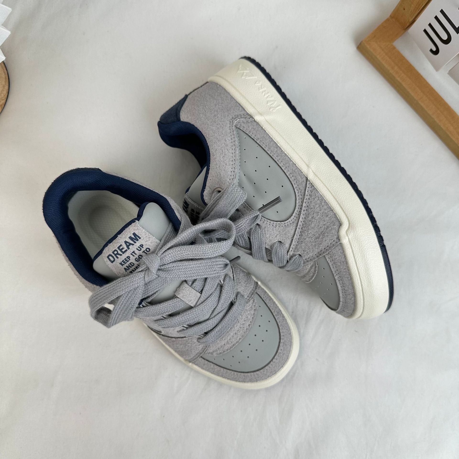 Zapatos de fondo suave retro de ondas de largo 2024 nuevos zapatos de pan casuales de nicho para mujeres image 9