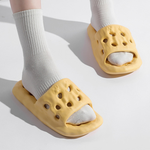 Bathroom slippers for women, leaking, quick-drying, hollow, bathing, non-slip, home, indoor, silent, hotel, summer slippers, men's