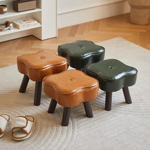 Small stool Household dwarf stool Instant shoe stool Creative soft bun cloud blossoming bench Living room solid wood four -leaf grass leather stool