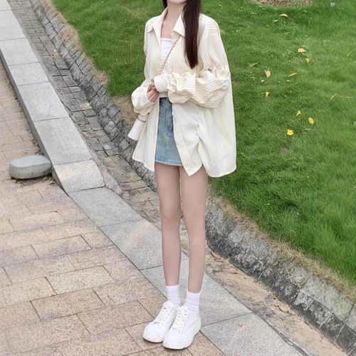 Korean Version Light Mature Checkered Blouse Spring Summer Women's Shirt Hong Kong Style Design Sense Minority Long Sleeve New Arrival Cardigan Coat