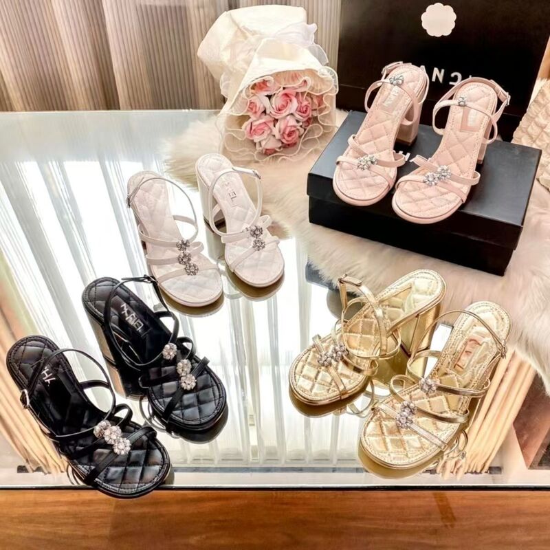26 Chanel-Style Chunky High-Heeled Sandals with a Single Strap, Pearl Buckle, Open-Toe High-Heeled Sandals, Cute, Sexy, and Cool for Summer