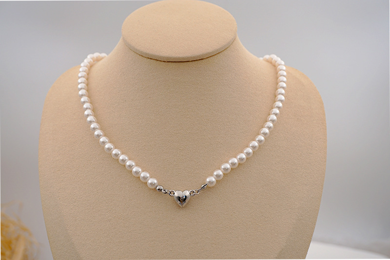 1 Piece Simple Style Heart Shape Artificial Pearl Alloy Beaded Womenu0027S Necklace