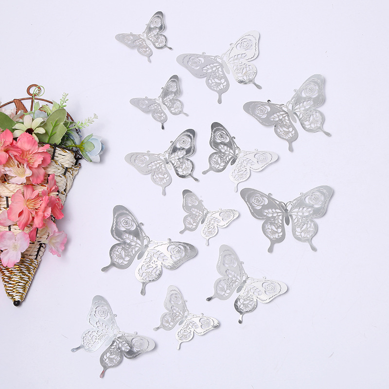 Doce mariposas plateadas en el modelo s