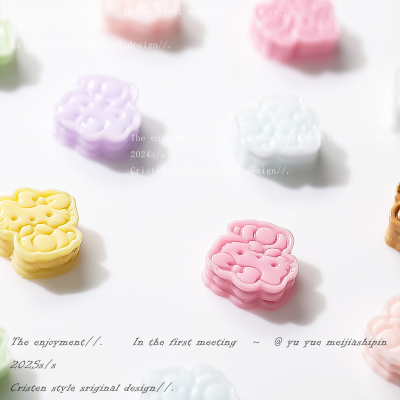 新款仿真食玩KT猫美甲饰品手工DIY耳钉发夹手机壳儿童穿戴甲配饰