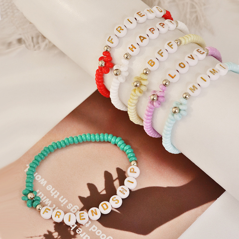 Cross-Border New Fashion Simple Small Fresh Flower Rice Beads Hand-Woven Friendship Bracelet Letters Can Be Exchanged Wholesale
