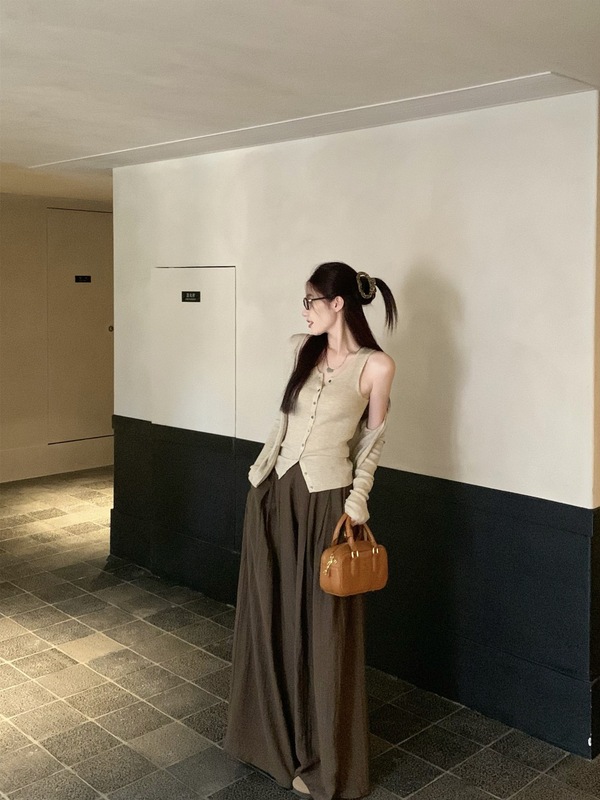 韩系显瘦长袖针织开衫背心休闲长裤裤子女2025秋季新款时尚套装潮|undefined