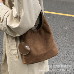 麂皮绒包包女大容量2025新款秋百搭单肩斜挎包休闲上班通勤托特包