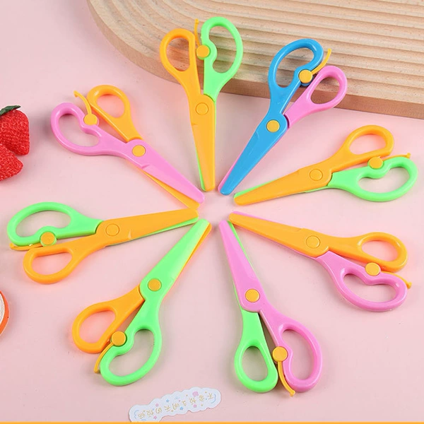 Plastic scissors [Mixed]