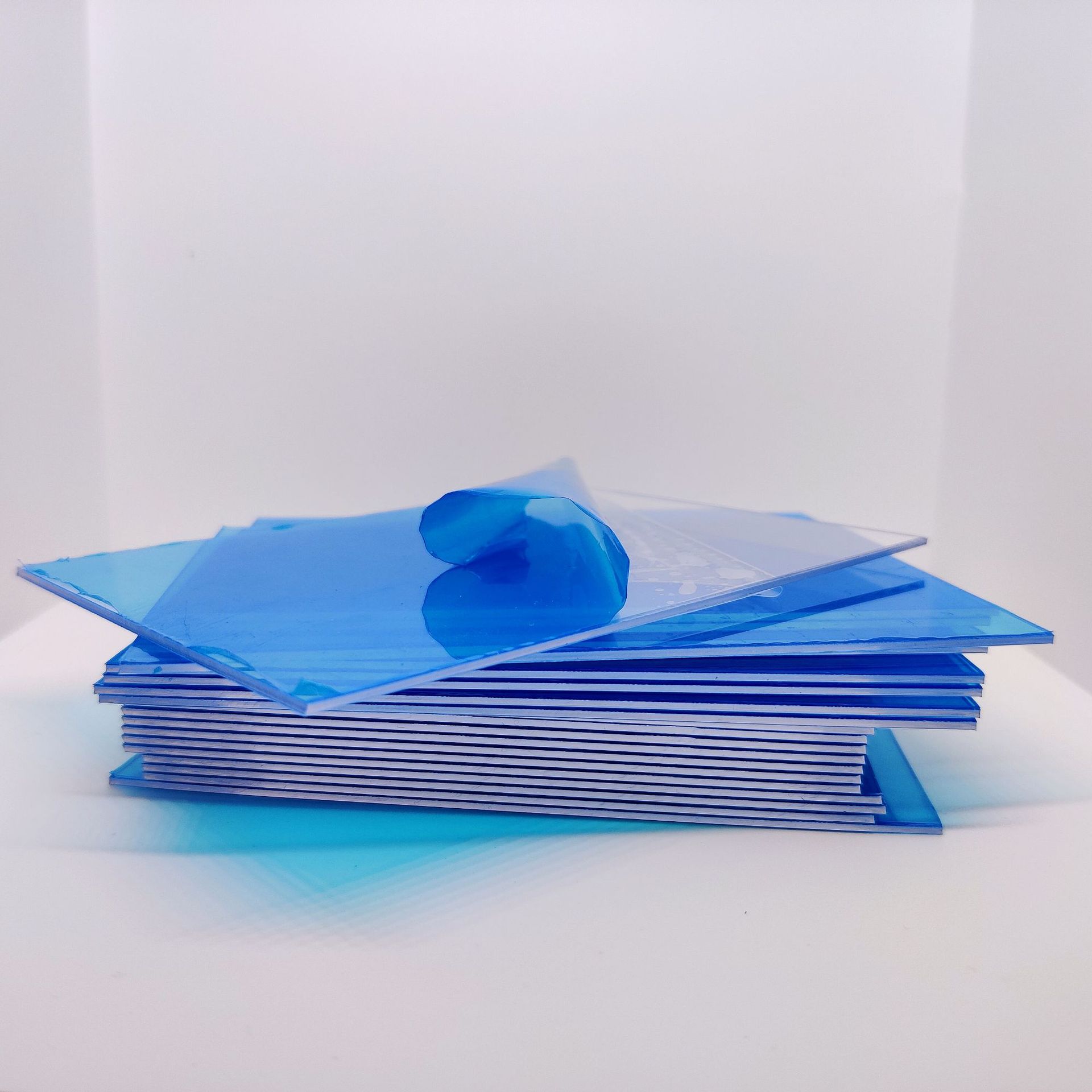 现货供应光学级PC复合板防刮花双层复合板可分切耐磨新材料高透光